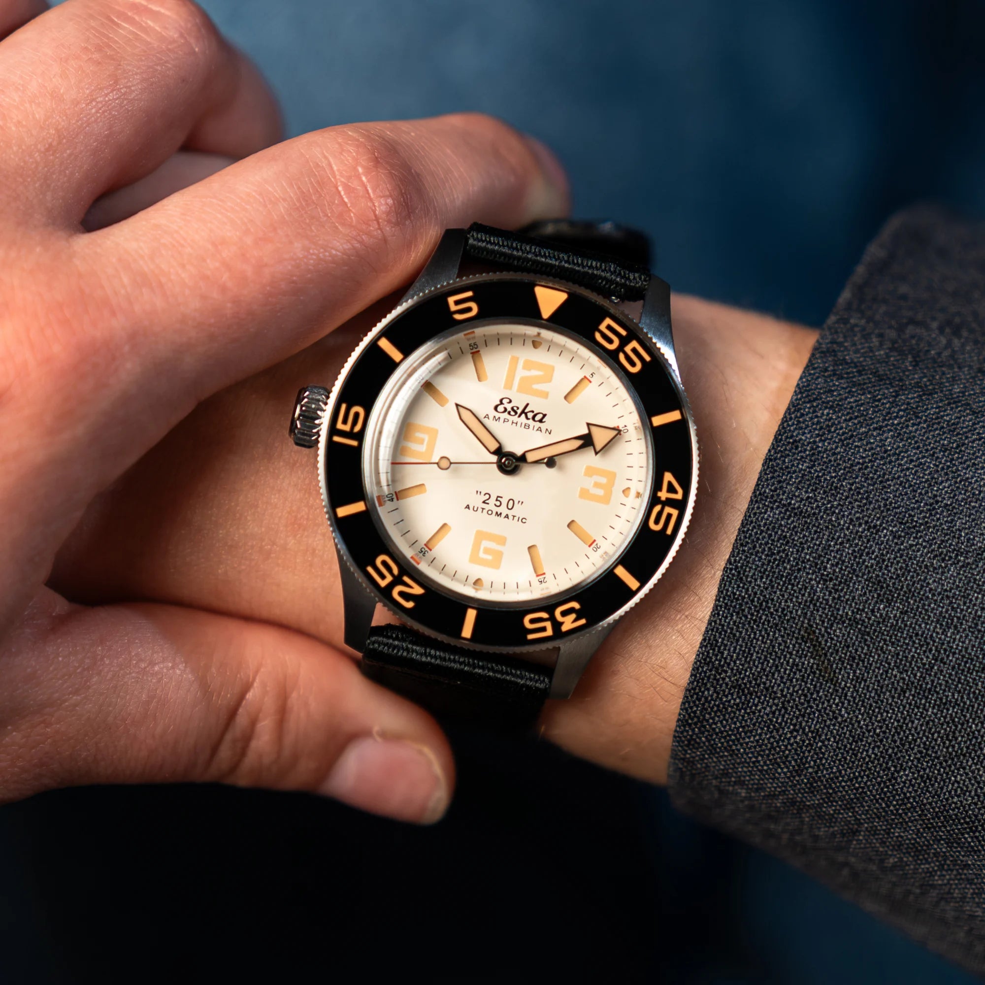 Amphibian 250-WS